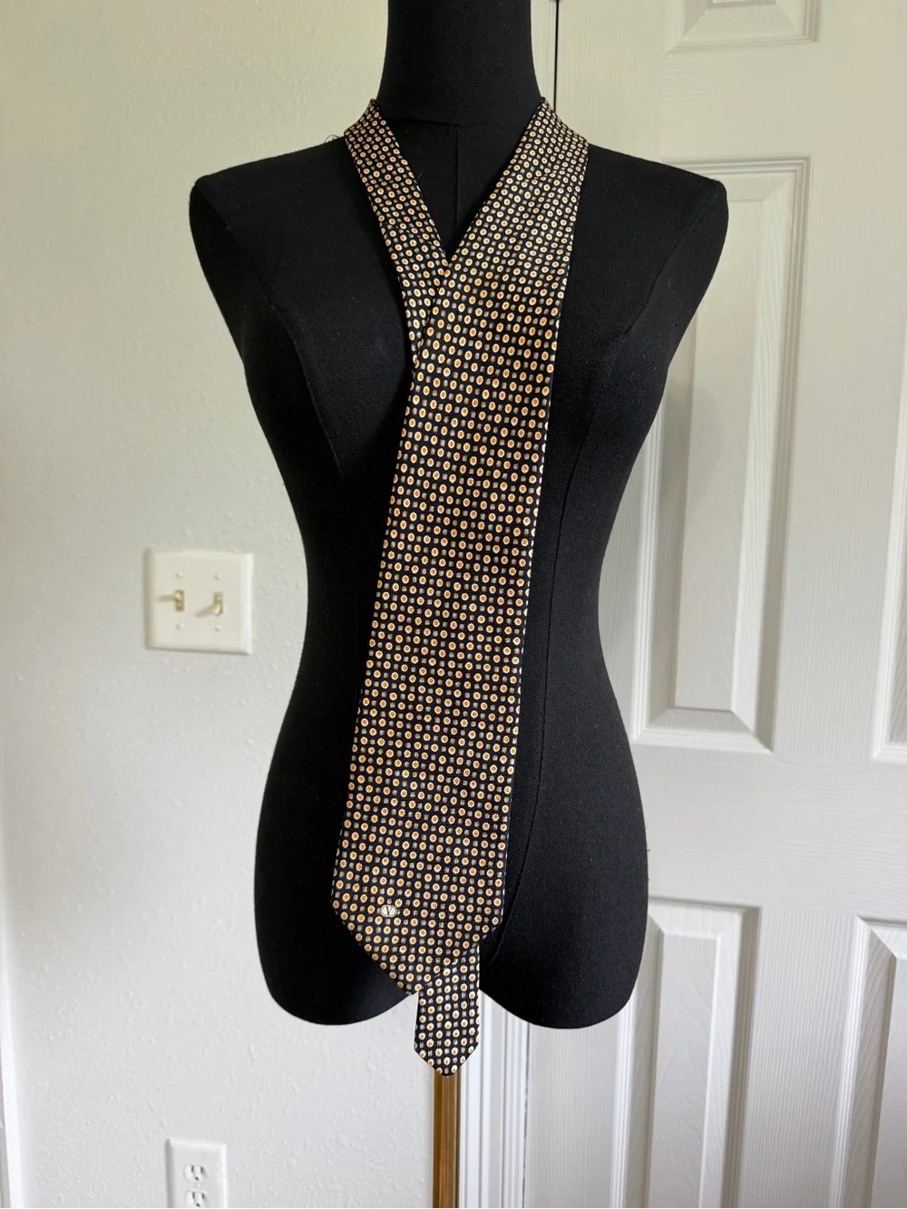 Vintage Valentino Cravatte 100% Silk Tie Made in Italy dot Pattern Dis. N. 6409